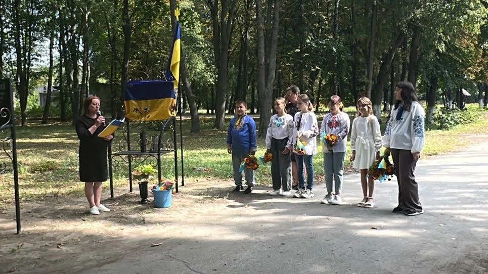 У Бірківці відкрили меморіальну дошку на честь загиблого Захисника Вячеслава Павленка