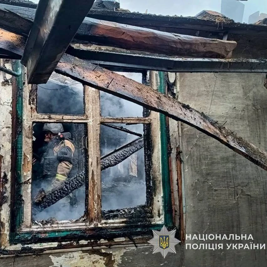Російські війська атакували Чернігівщину: пошкоджено ліцей у Чернігові, є постраждалі