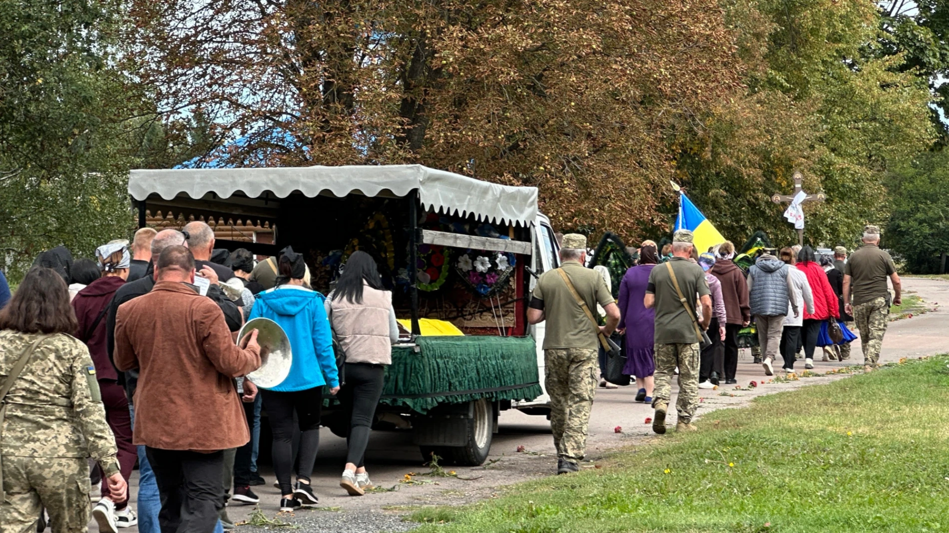 У Куковичах провели в останню земну дорогу захисника Віктора Голумбієвського