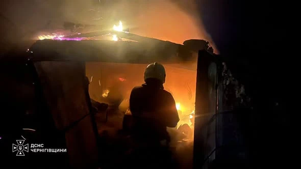 Росіяни атакували Чернігівщину 32 рази: у Чернігові пошкоджені будинки, є постраждала