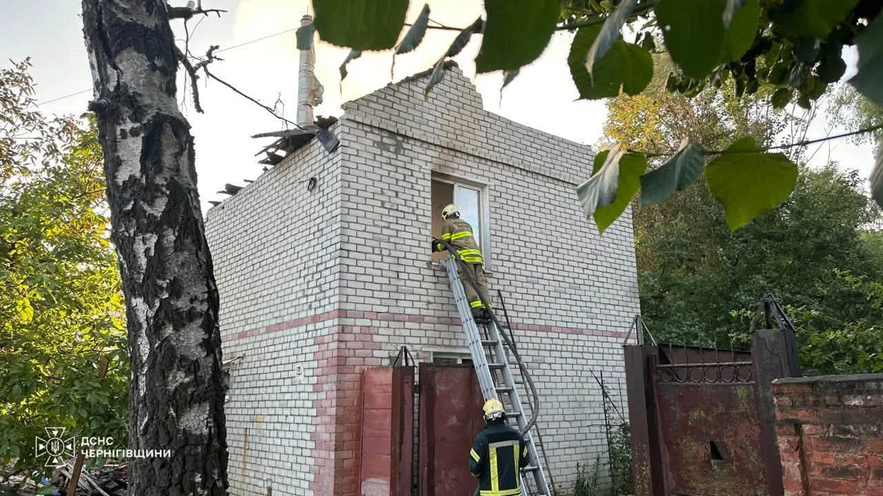 росія атакувала Чернігівщину: загинули жінка та чотирирічна дитина, є постраждалі