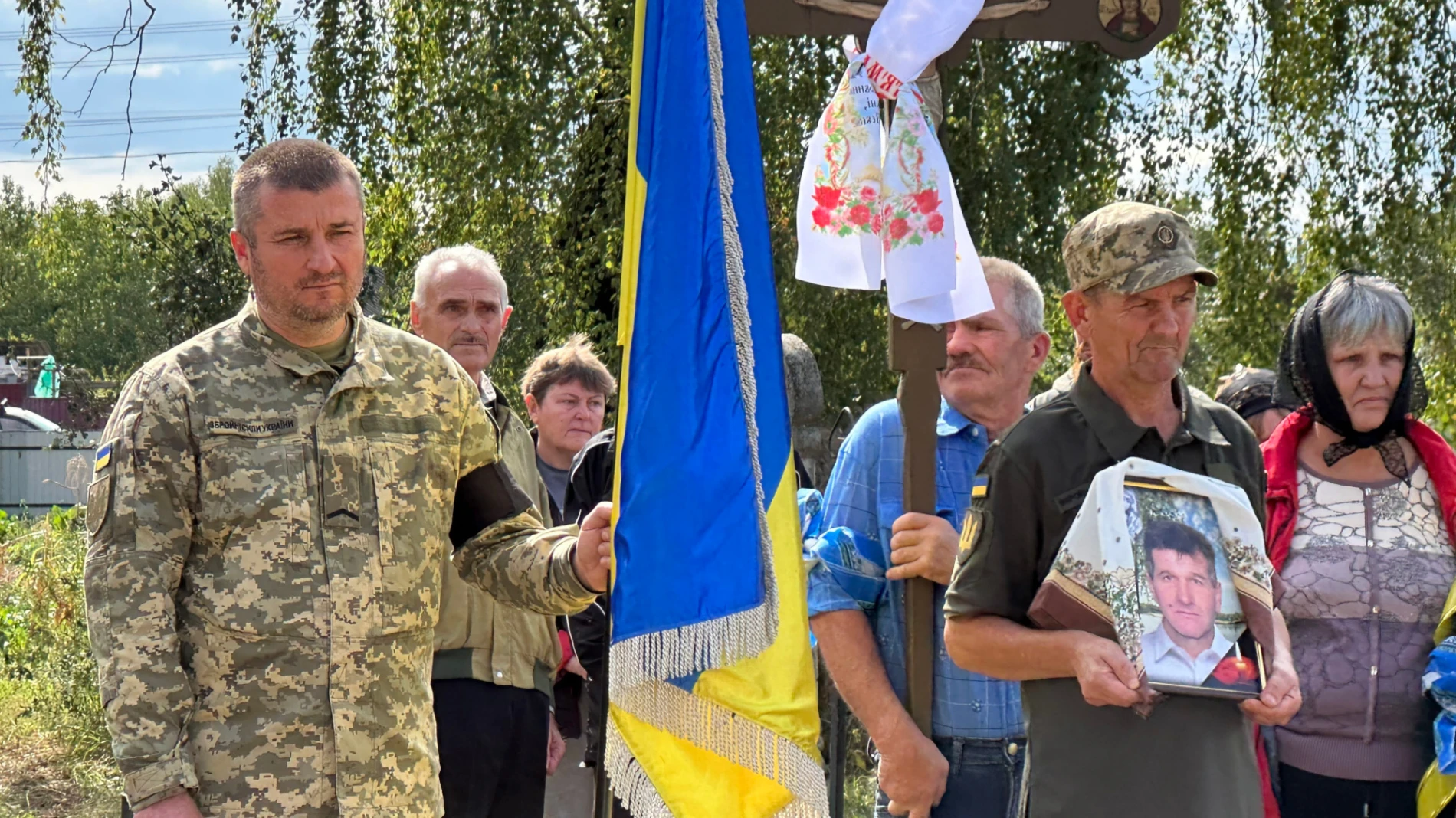 У Куковичах провели в останню земну дорогу захисника Віктора Голумбієвського