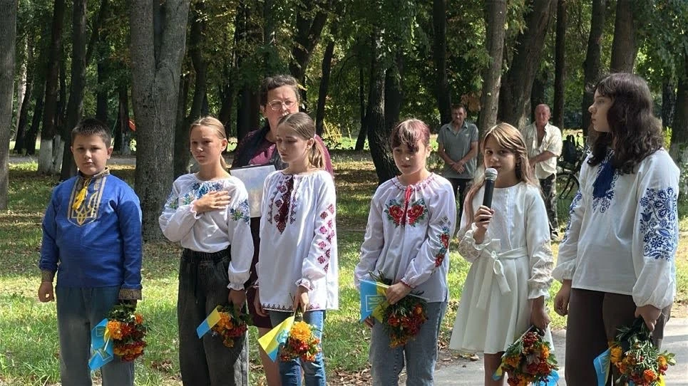 У Бірківці відкрили меморіальну дошку на честь загиблого Захисника Вячеслава Павленка