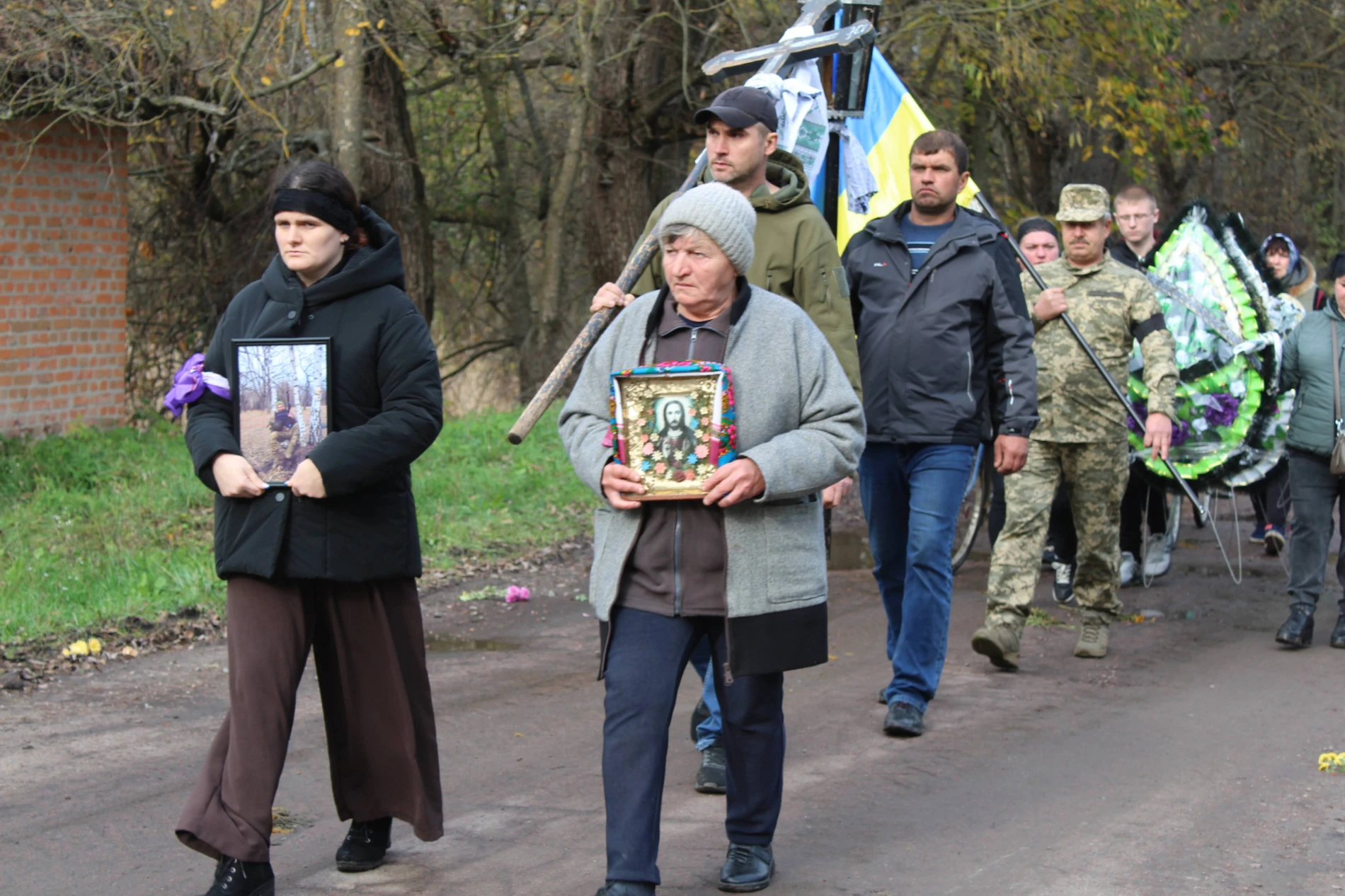 У Семенівці попрощалися з Юрієм Смущенком, який понад півтора року вважався зниклим безвісти