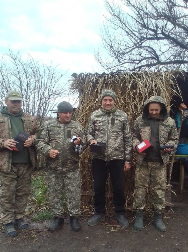 Тетяна організувала збір коштів на тепловізор.
Невдовзі він був у підрозділі чоловіка