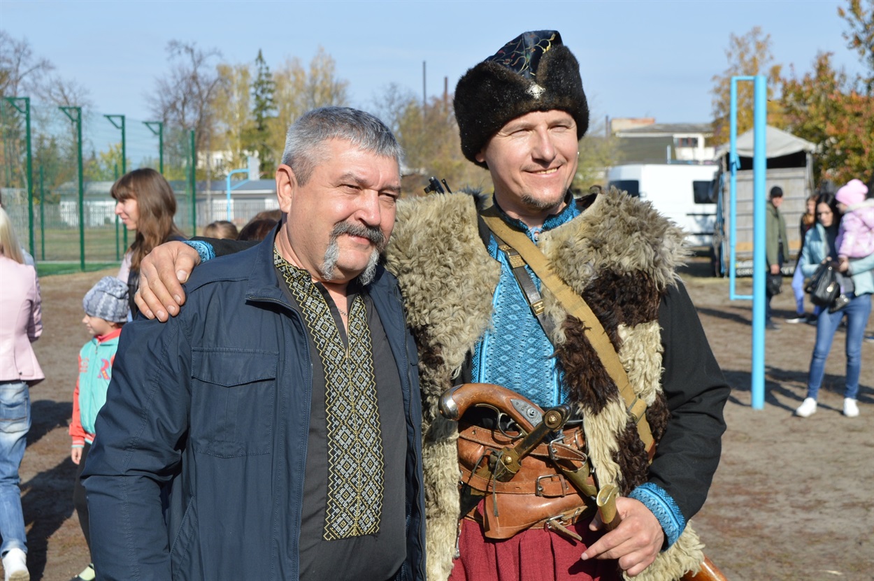 Микола Череп з корюківчанином Юрієм Карасьовим