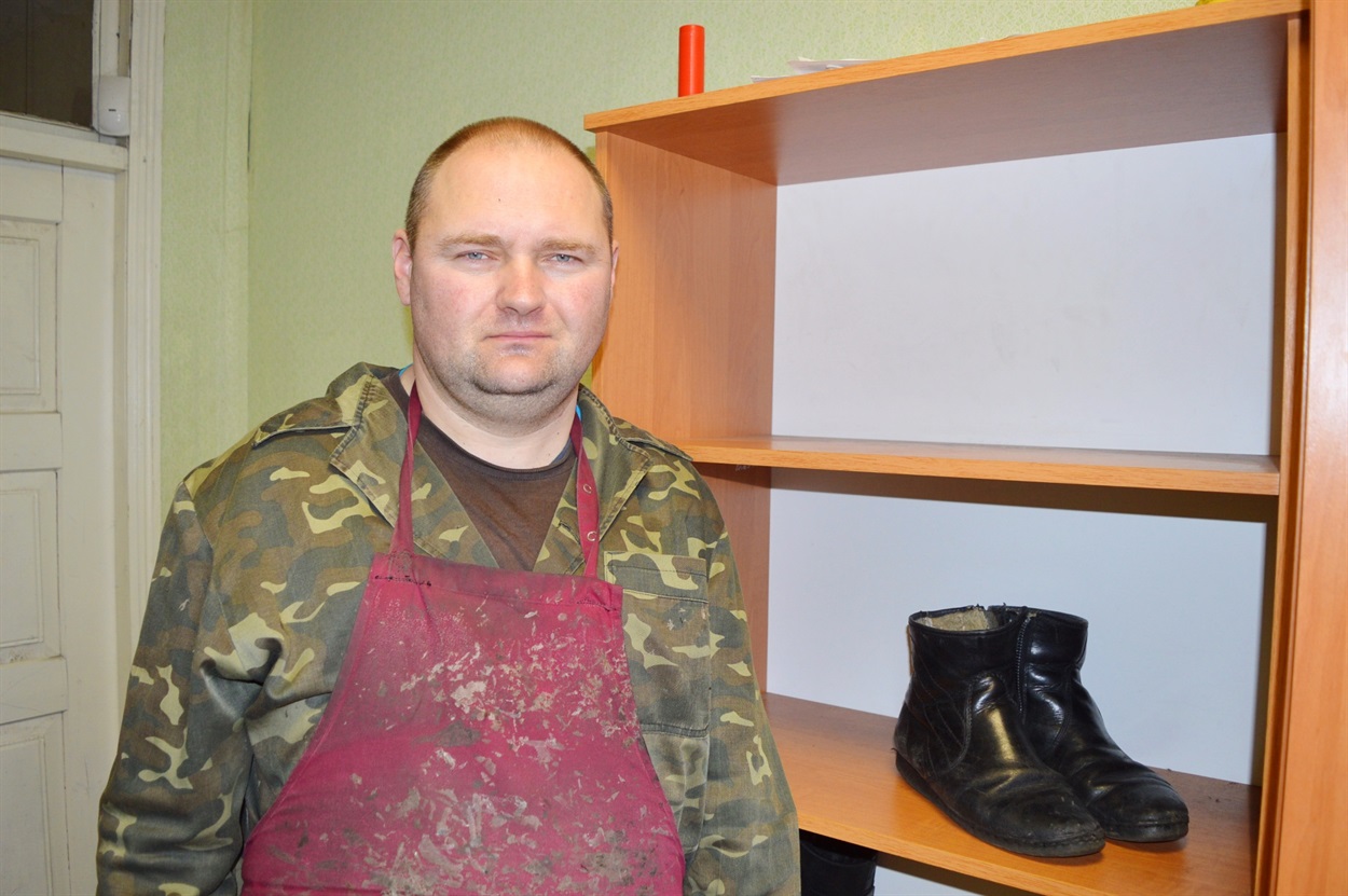 Взуттьовик Олександр Ткаченко