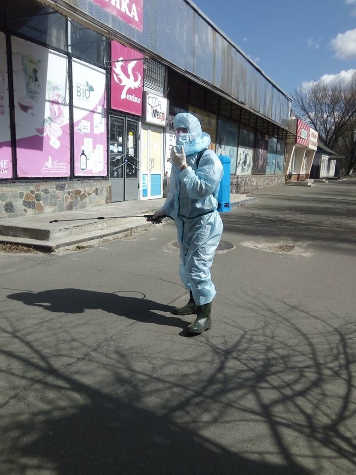На вулиці Привокзальній уже бачили людину у повному спорядженні