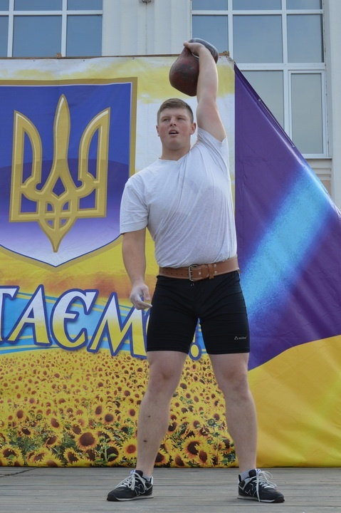 Артем Науменко