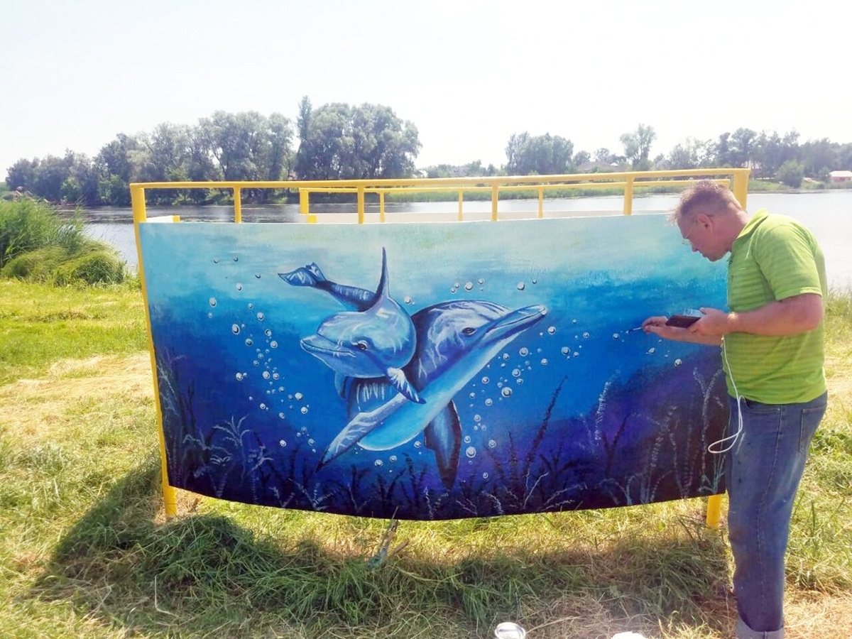 Якби кожна талановита людина, що мешкає в Мені, використала свої здібності та трохи прикрасила рідне місто, дуже швидко воно б стало неймовірно гарним