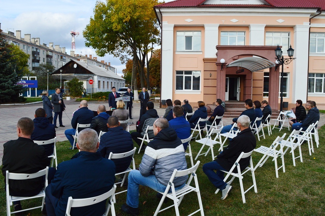 Урочистості з нагоди Дня працівників целюлозно-паперової промисловості у Корюківці