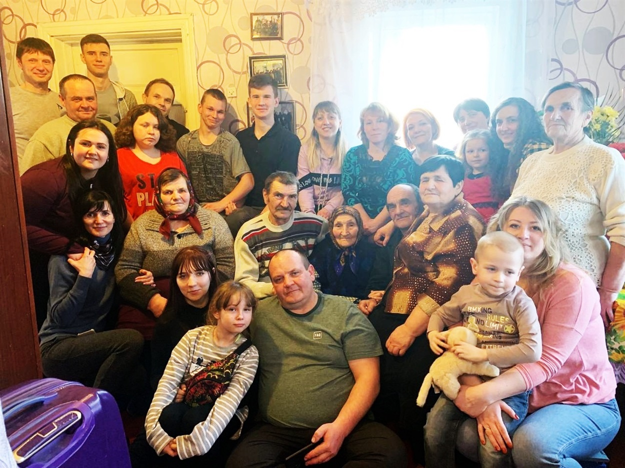 Одна родина за столом…