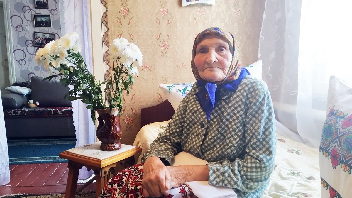 Сумує за тими, кого вже нема