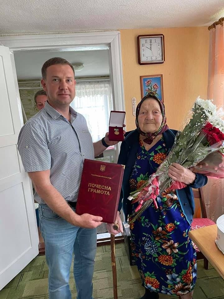 Олександр Левицький з ювіляркою