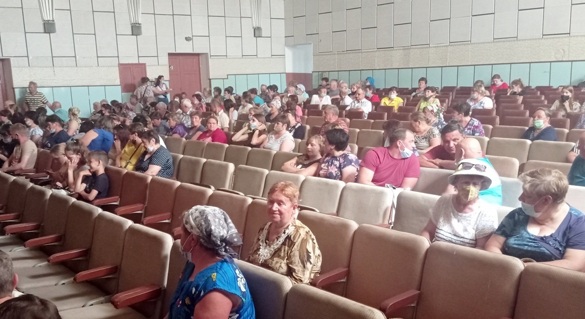 Присутні на зборах макошинці не були налаштовані сприймати аргументи влади