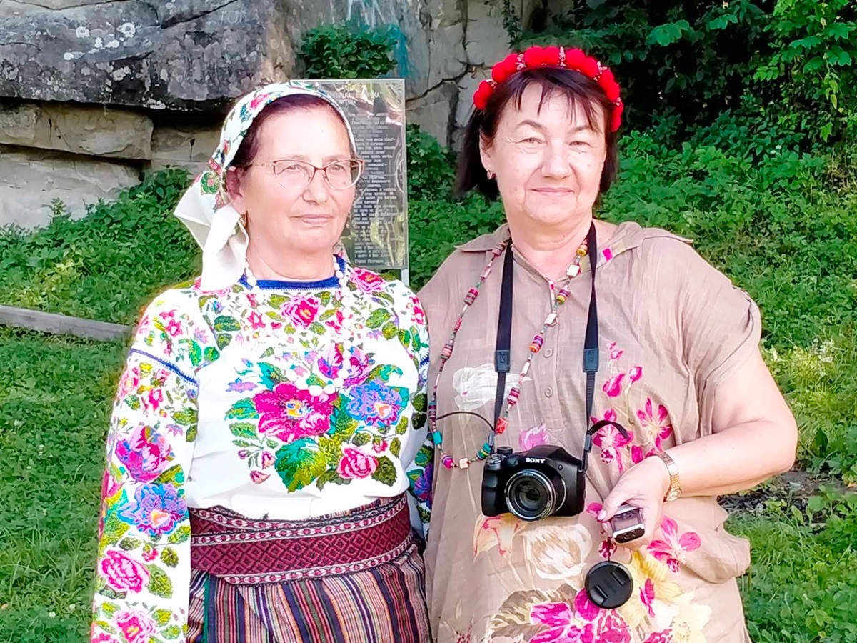 Авторка з Параскою Гаврилащук