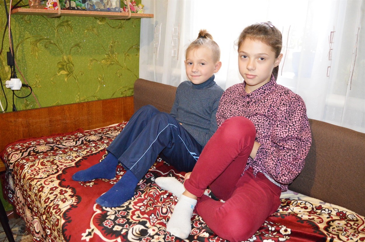Віка і Владик у родині тільки з травня