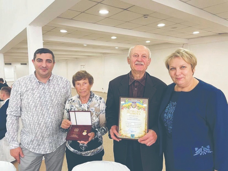 Андрій Гайовий, Єфросинія Андронова, Василь Розстальний, Анжела Ющенко