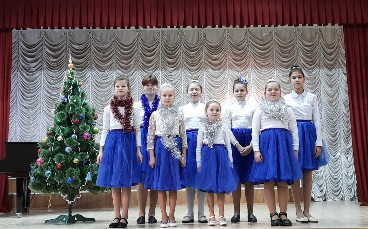 Діти не лише грають і малюють, а ще й співають