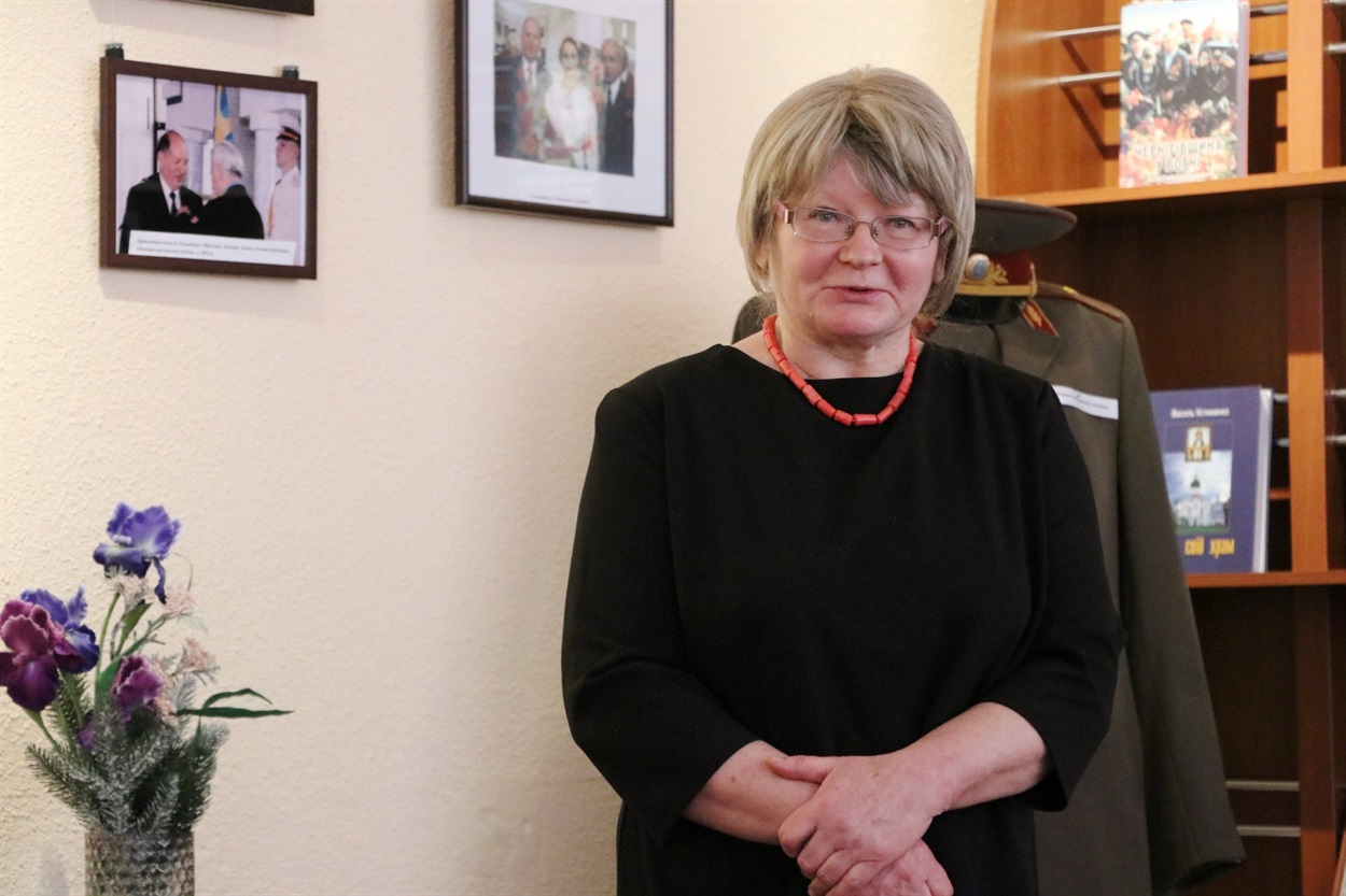 Ольга Сирова пригадала, як Василь Євдокимович востаннє помахав рукою з балкона своєї квартири, ніби прощаючись. Це було за два місяці до смерті - на його день народження, 19 січня 2020 року