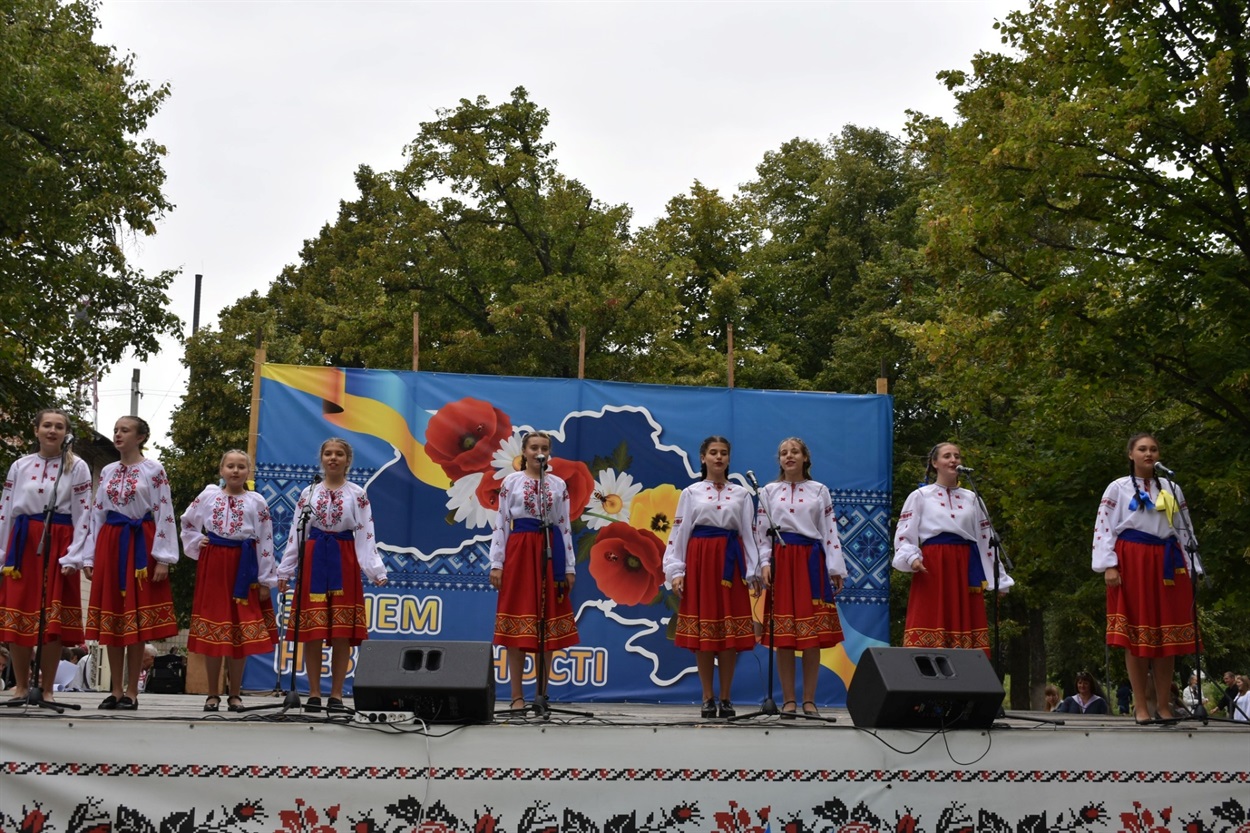 Учасниці колективу під час міського свята