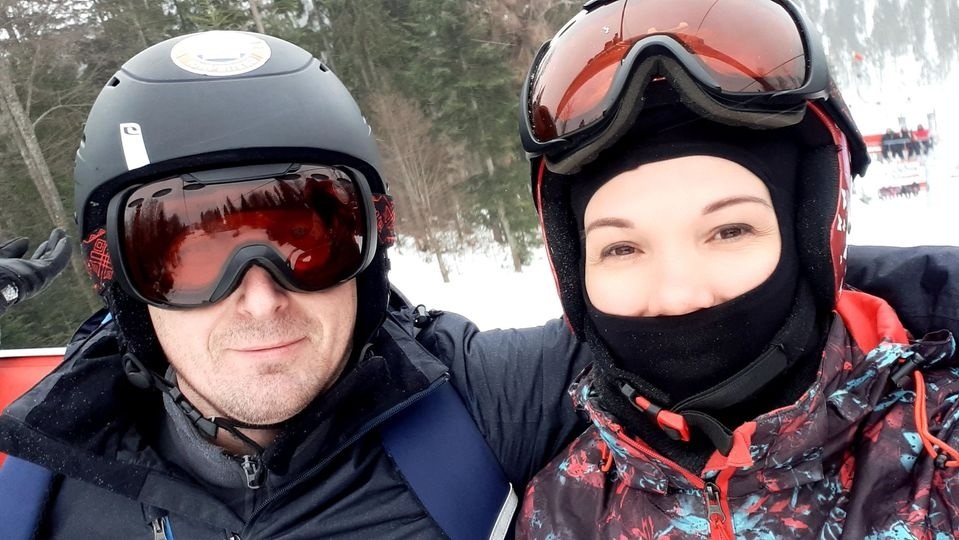 Альона Макаренко з чоловіком, який зараз захищає Україну