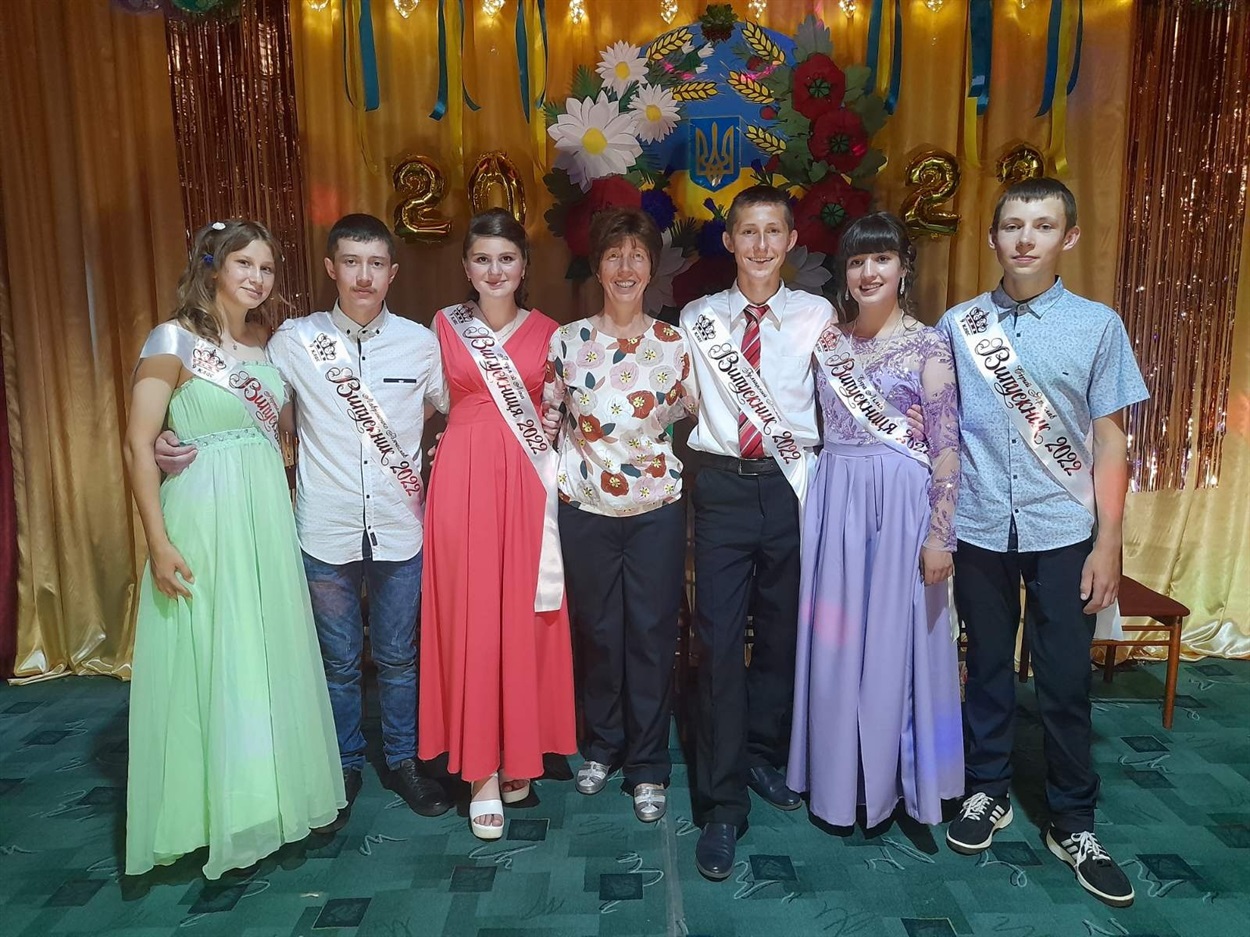 Маленький і дружний клас сільської дев'ятирічки