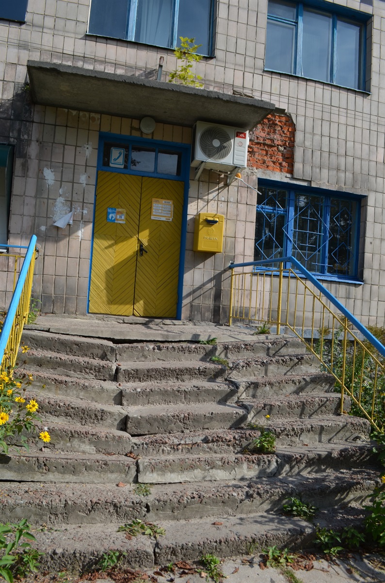 Схоже, що з поштовою реформою скоро ніде не залишиться листонош