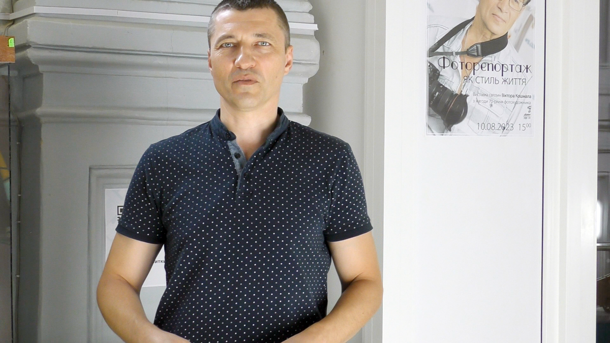 Директор Чернігівського обласного художнього музею імені Григорія Галагана Юрій Ткач
