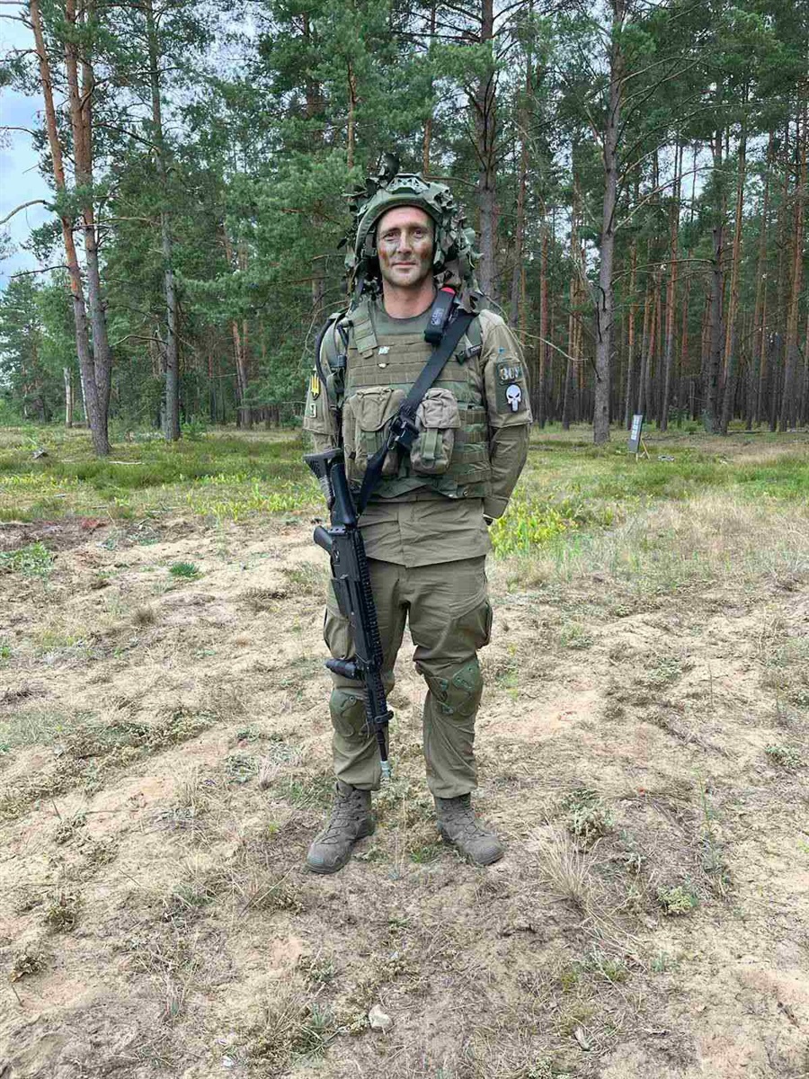 Олександр Барабаш був середньою дитиною в своїх батьків і батьком свого єдиного сина