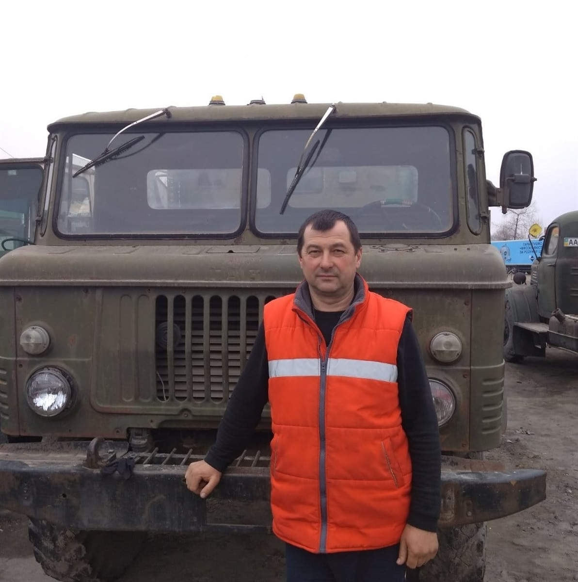 Анатолій Козарез працював водієм в торгівельній мережі в Києві