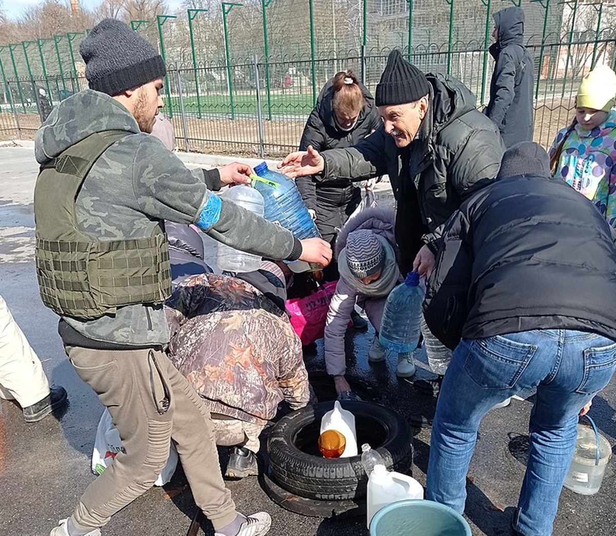 У черзі за водою в Чернігові