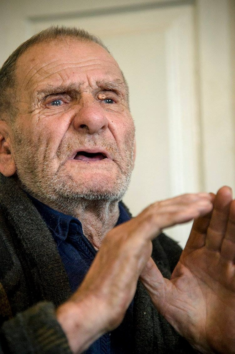 Уродженець та житель Березни Іван Карнаухий був одним із свідків знищення євреїв у містечку. У 2015 році він поділився спогадами проєкту Yahad, який займається збором інформації про Голокост