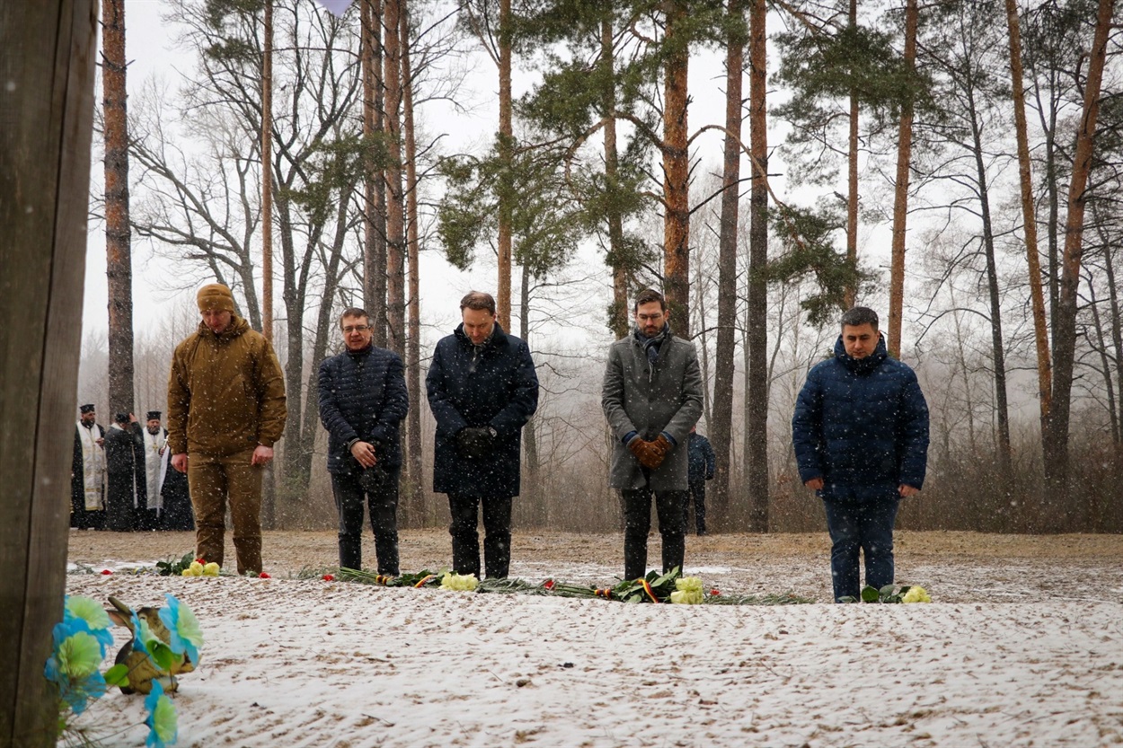 Вшанування памяті жертв Корюківської трагедії в урочищі "Гай"