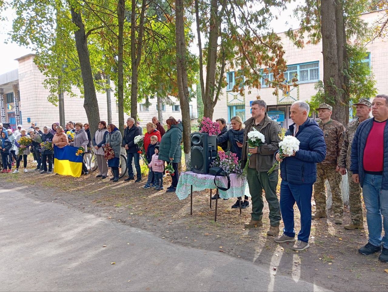 У Волосківцях та Бірківці відкрили меморіальні дошки на честь загиблих Героїв