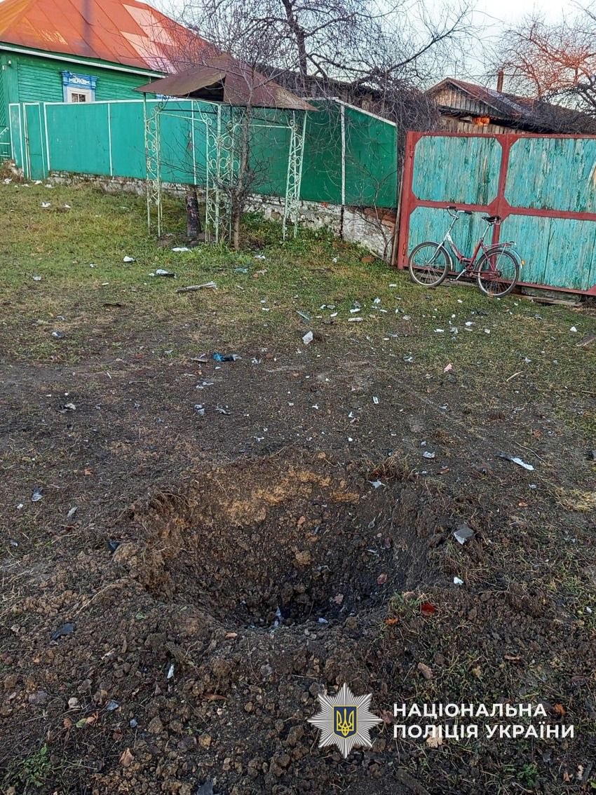 Ворог знову б’є по Чернігівщині: понад сотня вибухів, у Менській громаді пошкоджено будинок і авто