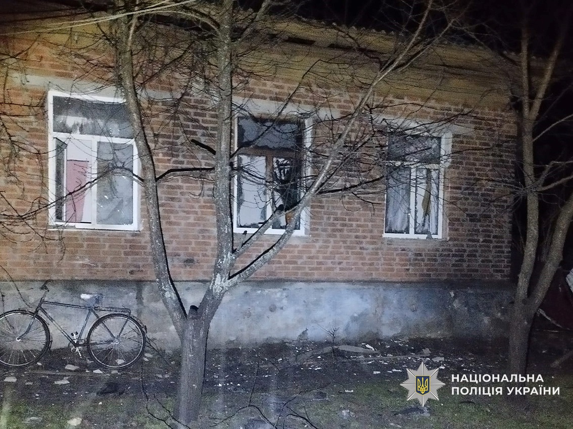 Окупанти обстріляли сім сіл Чернігівщини: поранена людина