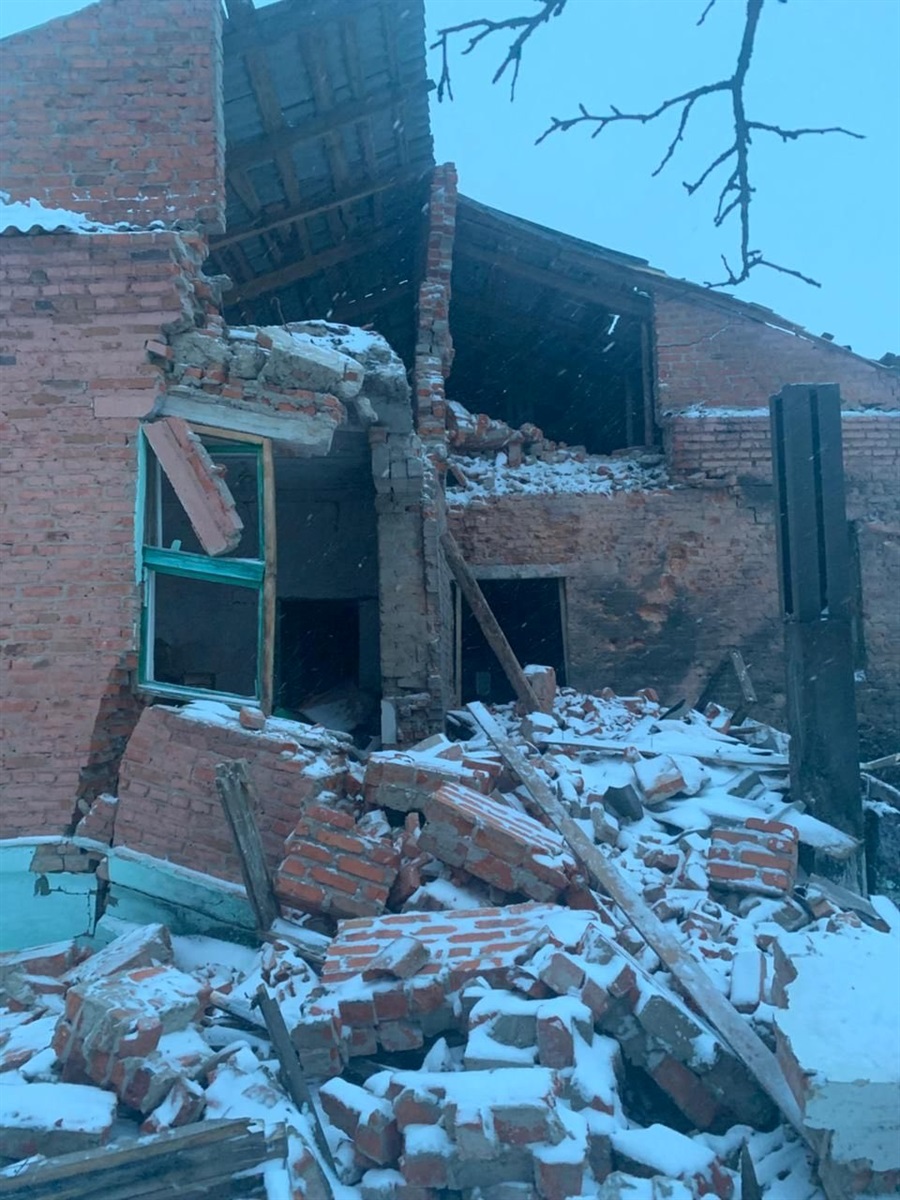 За добу на Чернігівщині — 50 вибухів: пошкоджені лікарня, будинки й інфраструктура