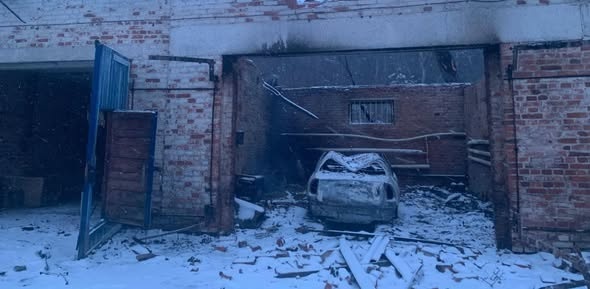 За добу на Чернігівщині — 50 вибухів: пошкоджені лікарня, будинки й інфраструктура