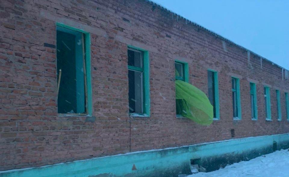 За добу на Чернігівщині — 50 вибухів: пошкоджені лікарня, будинки й інфраструктура