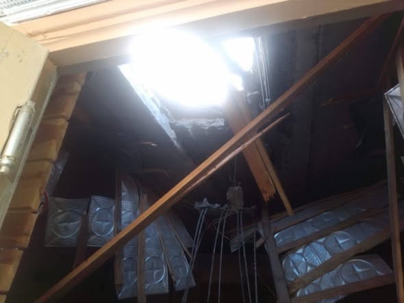 Атака дронів РФ по Сновську: поранена жінка, пошкоджені будинок культури та банк