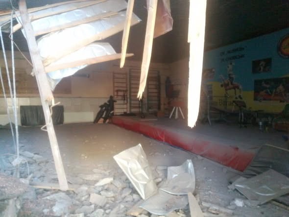 Атака дронів РФ по Сновську: поранена жінка, пошкоджені будинок культури та банк