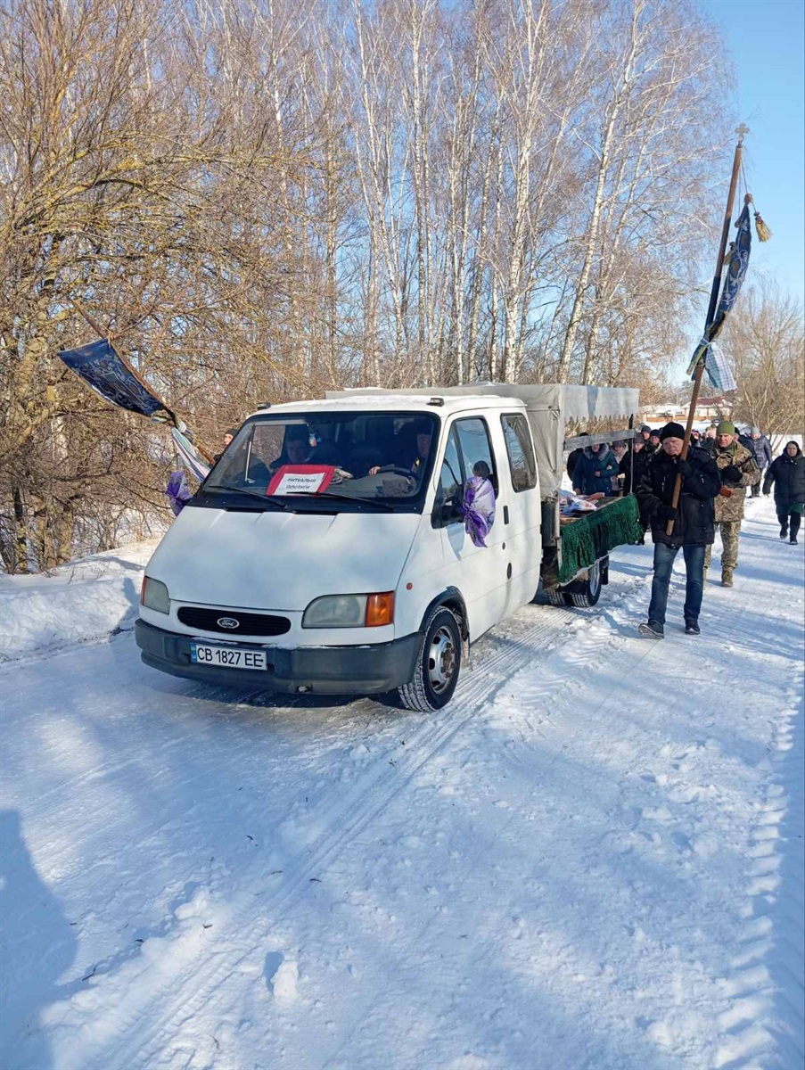 У Стольному провели в останню дорогу свого Захисника — Михайла Голівця