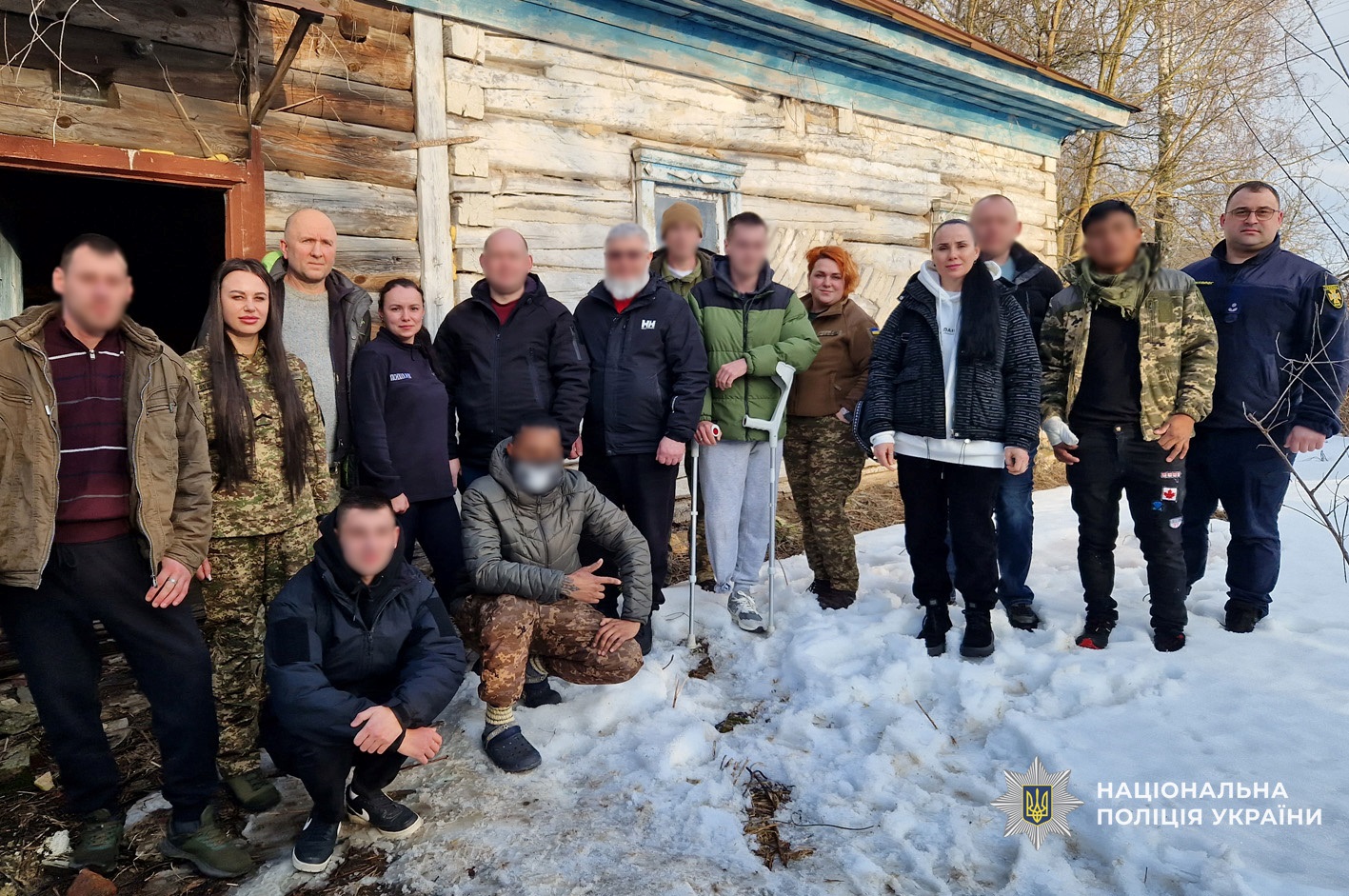 Глина, що лікує: у Стольному для поранених захисників провели майстер-клас з гончарства