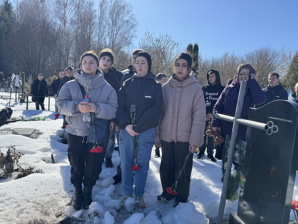 У Синявці попрощалися з Марією Наливайко, яка загинула через удар російського дрона