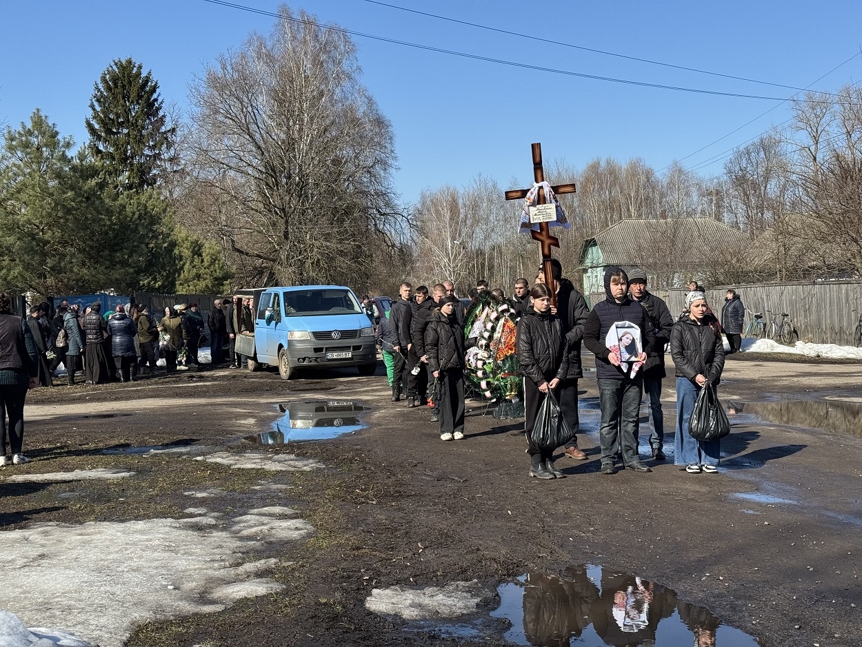 У Синявці попрощалися з Марією Наливайко, яка загинула через удар російського дрона