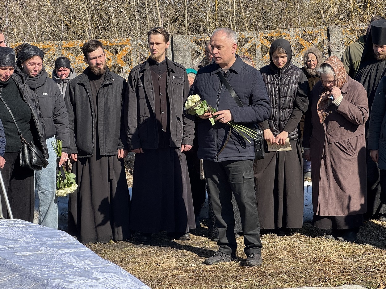 У Синявці попрощалися з Марією Наливайко, яка загинула через удар російського дрона