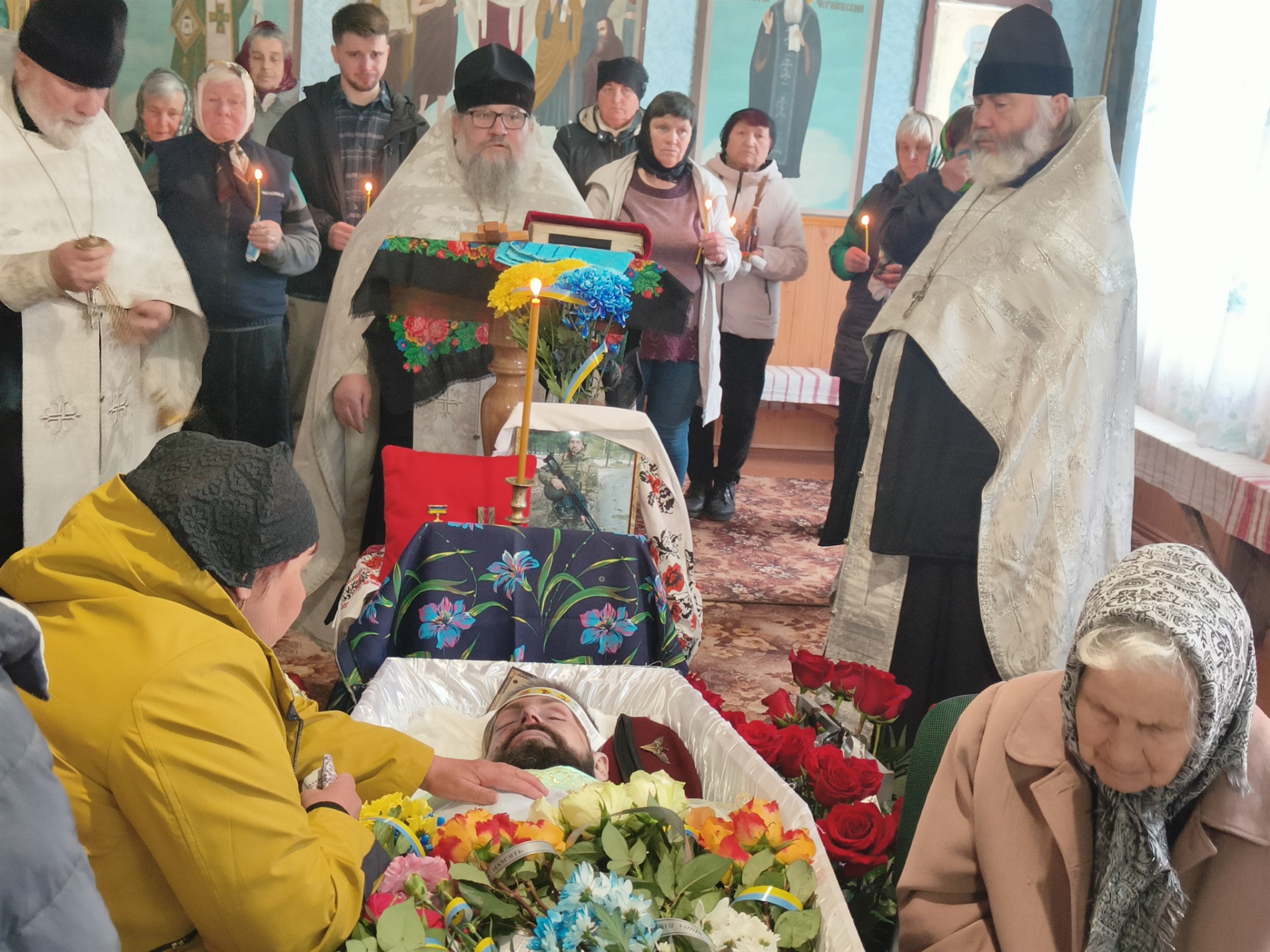 У Куковичах попрощалися з Героєм: загинув десантник Євгеній Калюжний