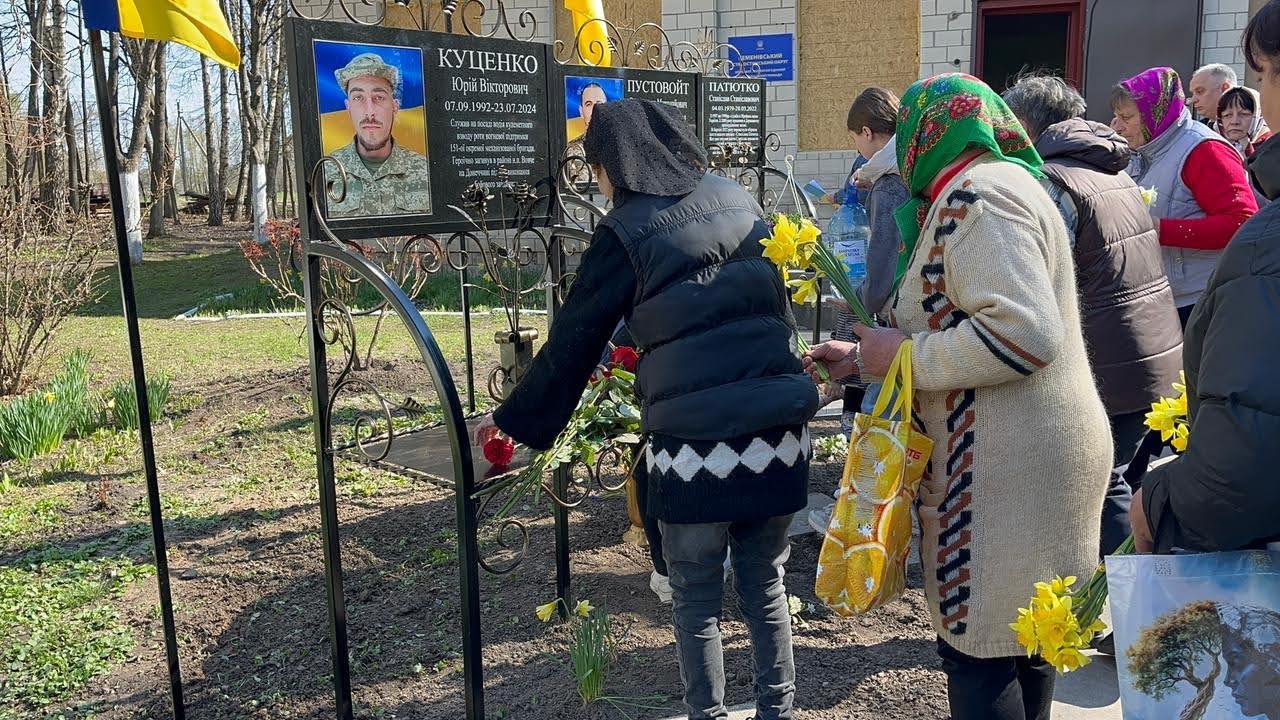 У Менській громаді відкрили меморіальні дошки на честь загиблих Захисників