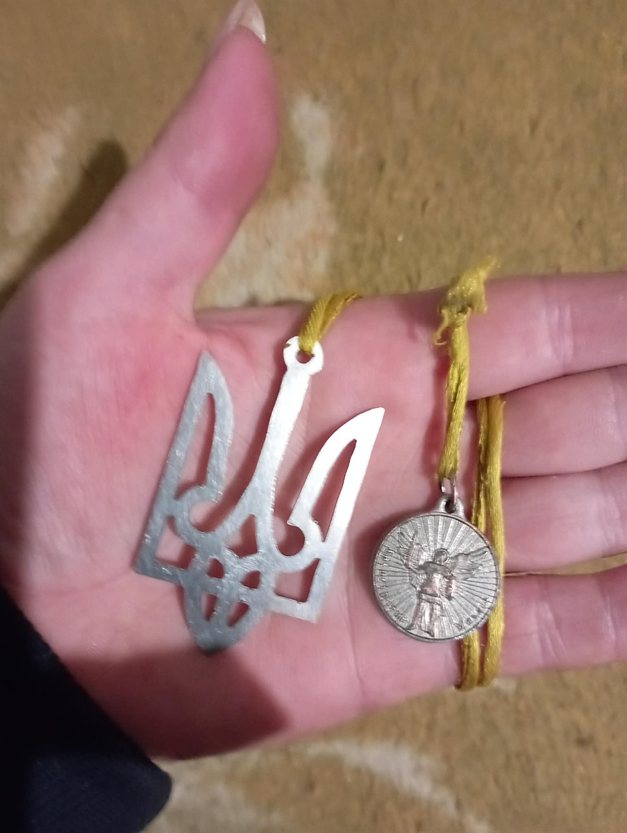 Речі, знайдені в кишені Арсена, повернули рідним